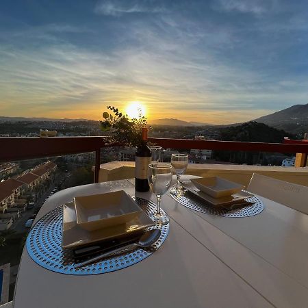 Apartamento A 900 M De La Playa Y Con Vistas Al Mar En Fuengirola Exterior foto