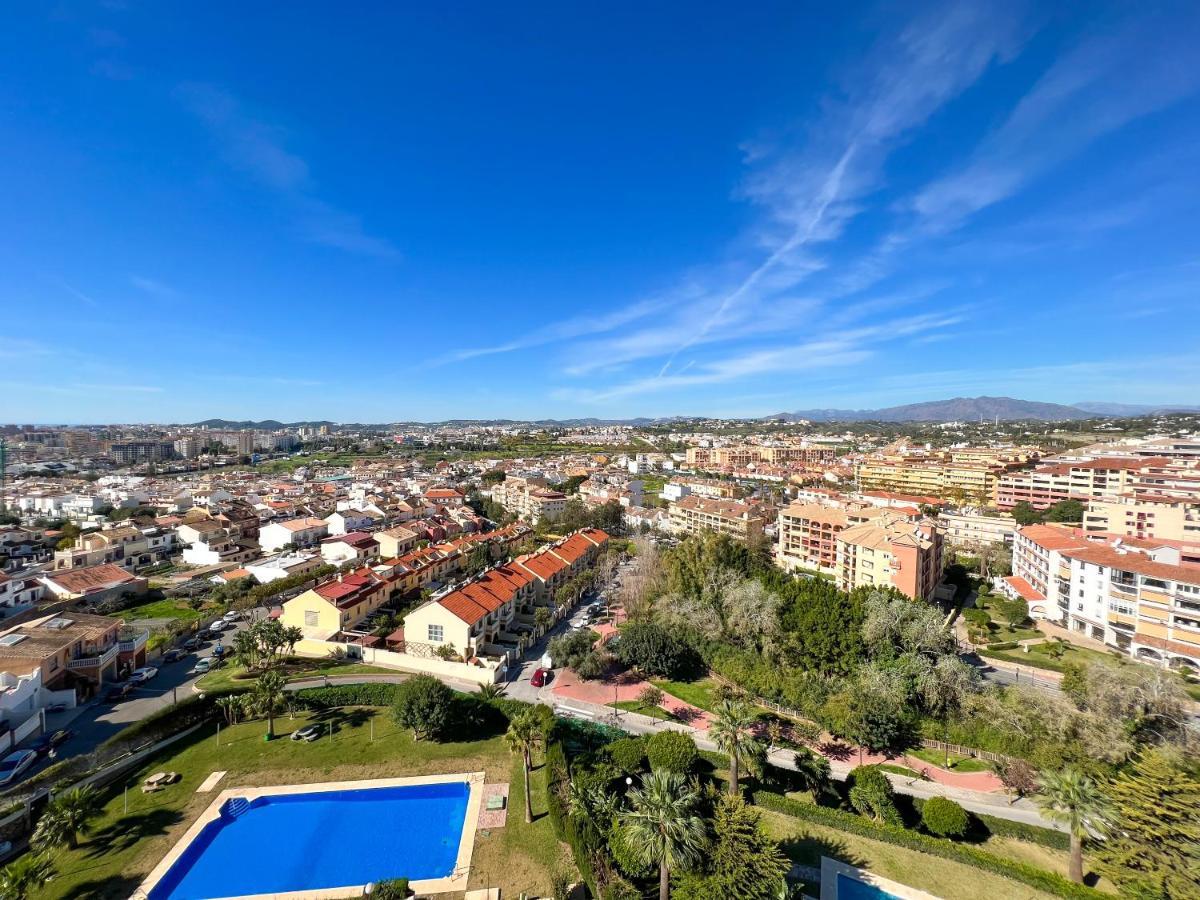 Apartamento A 900 M De La Playa Y Con Vistas Al Mar En Fuengirola Exterior foto
